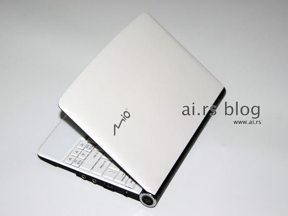 mio_netbook-011